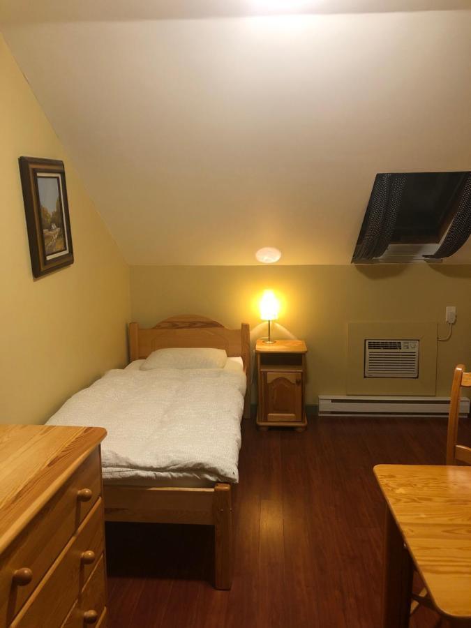 Crowsnest Vineyards Guesthouse Cawston Bagian luar foto