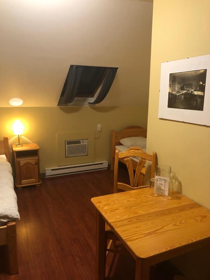 Crowsnest Vineyards Guesthouse Cawston Bagian luar foto