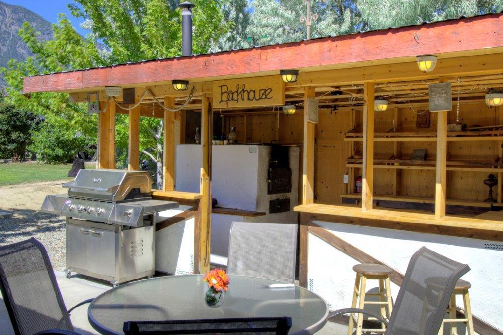 Crowsnest Vineyards Guesthouse Cawston Bagian luar foto